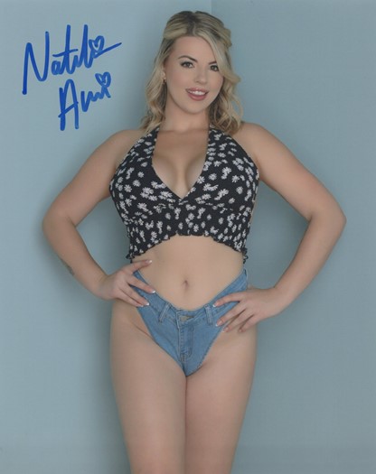 Natalie Amari autograph